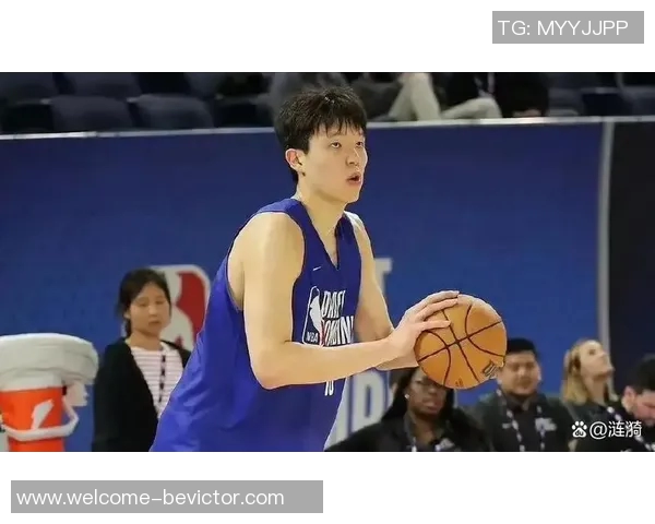 小杨在NBA的潜力无限我对他的未来发展充满信心 小杨在NBA的潜力无限我对他的未来发展充满信心